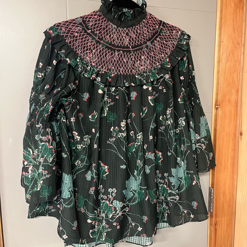 Tuckernuck Jaguar Garden Marion Blouse medium - Picture 3 of 7